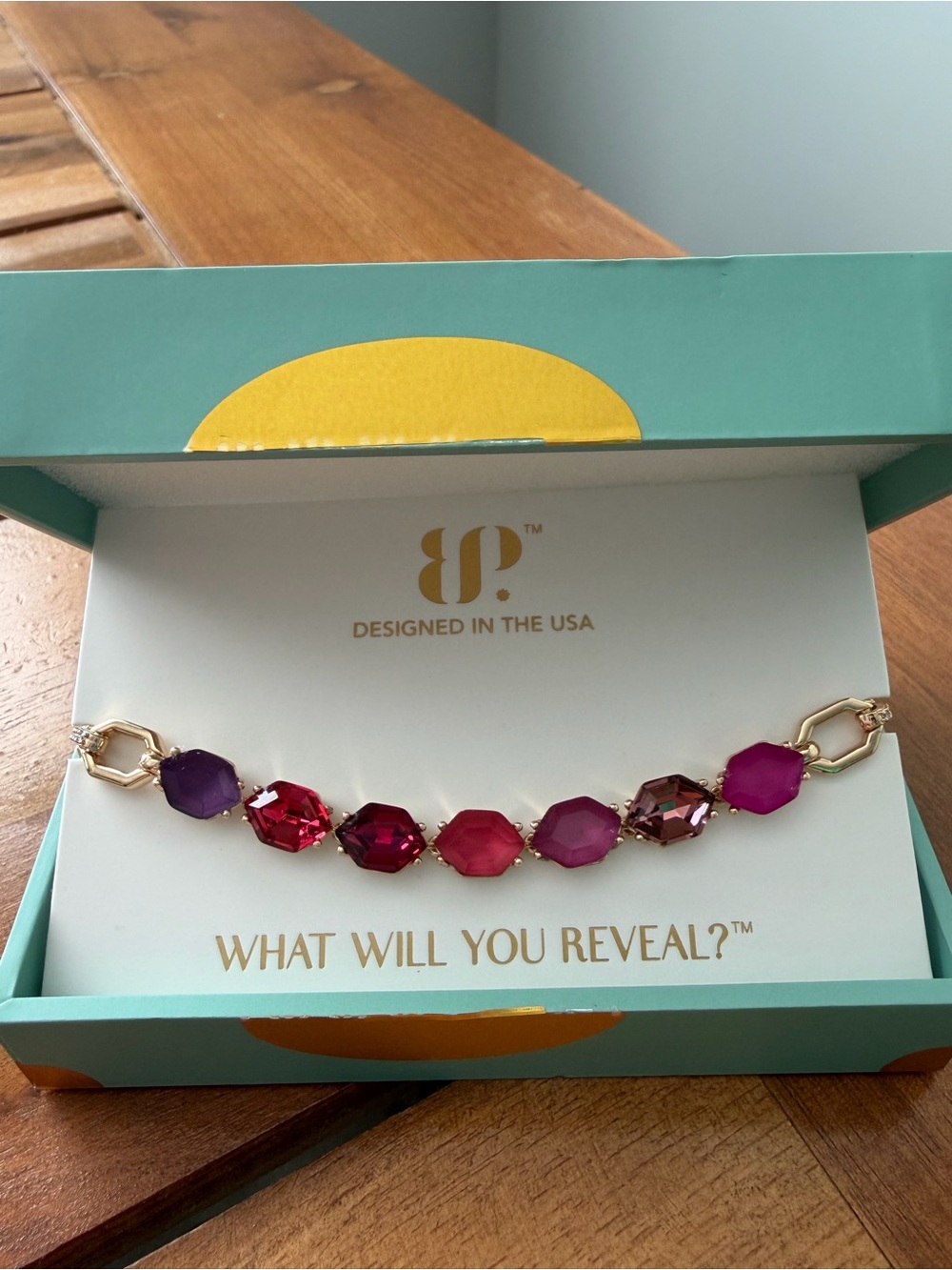 bp Rio Heat on gold plating bracelet “Global Icon”